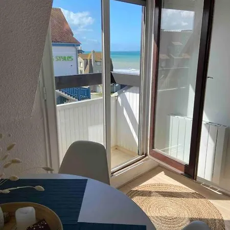 L'appart 502, Familial Et Sa Vue Mer. Apartment *